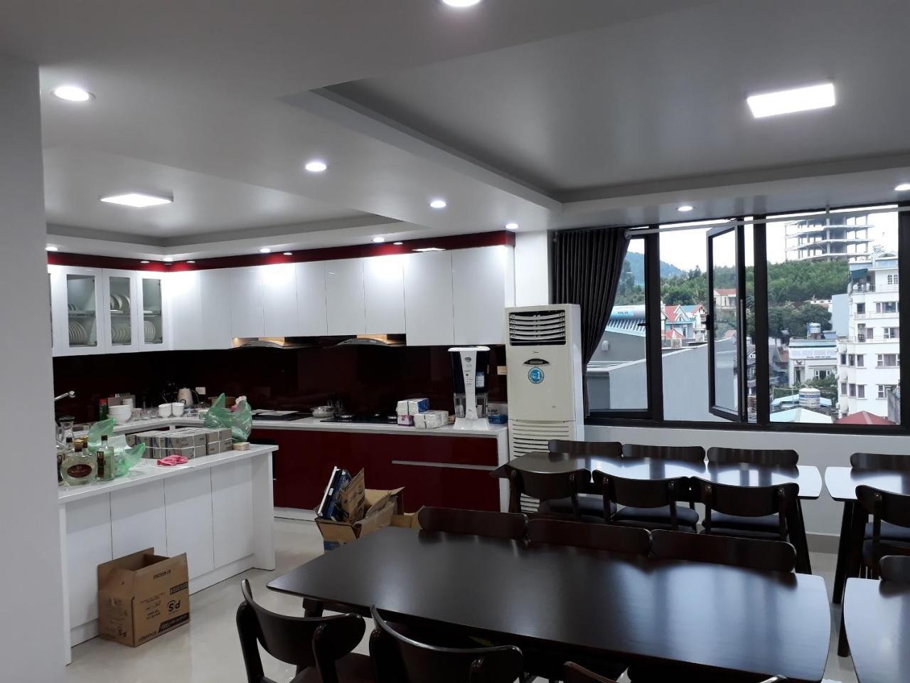 Toan Phuong Hostel Ha Long Esterno foto
